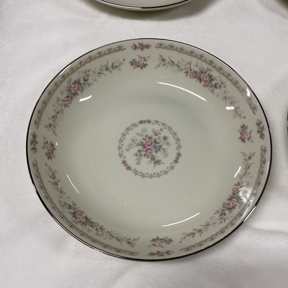 Fine China bowls from Royal Song - Picture 2 of 4
